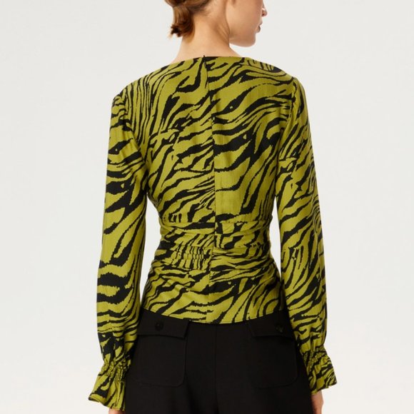 Green Zebra Blouse - Picture 2 of 3